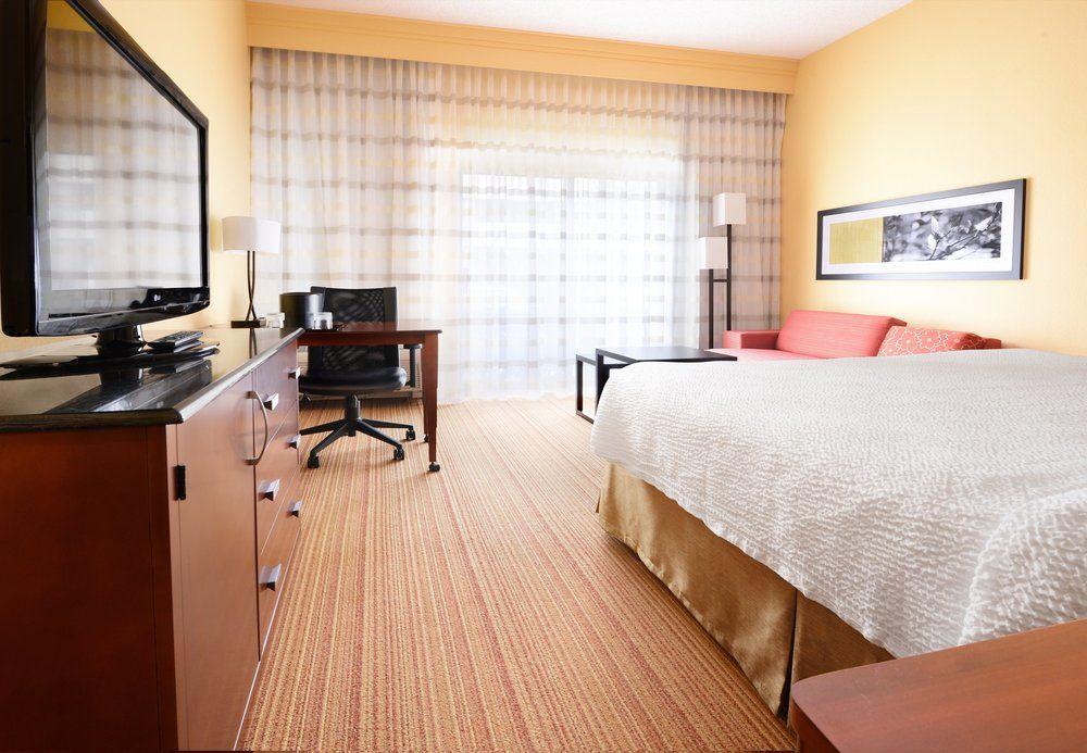 Courtyard By Marriott Dallas Plano In Legacy Park Bagian luar foto