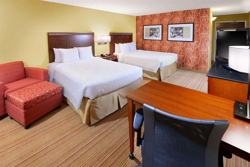 Courtyard By Marriott Dallas Plano In Legacy Park Bagian luar foto
