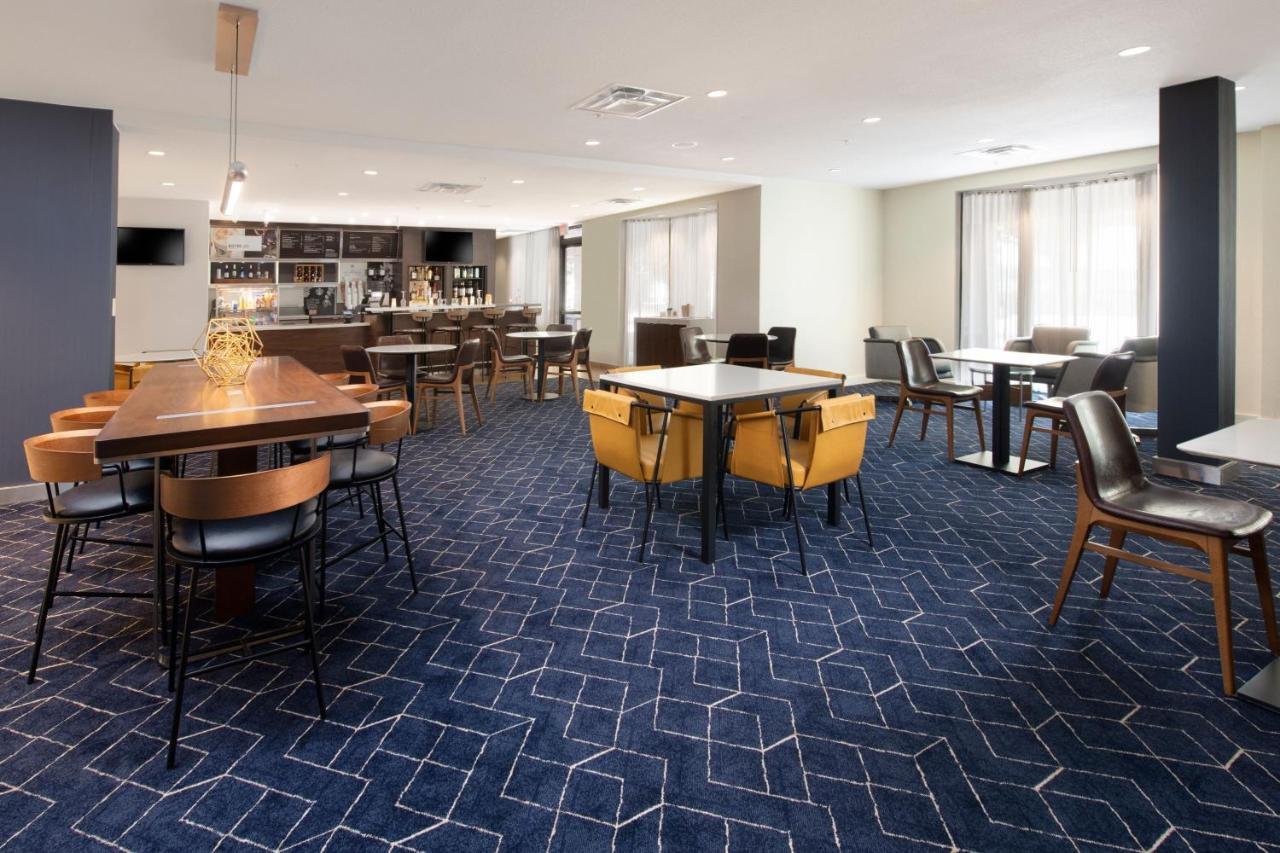 Courtyard By Marriott Dallas Plano In Legacy Park Bagian luar foto