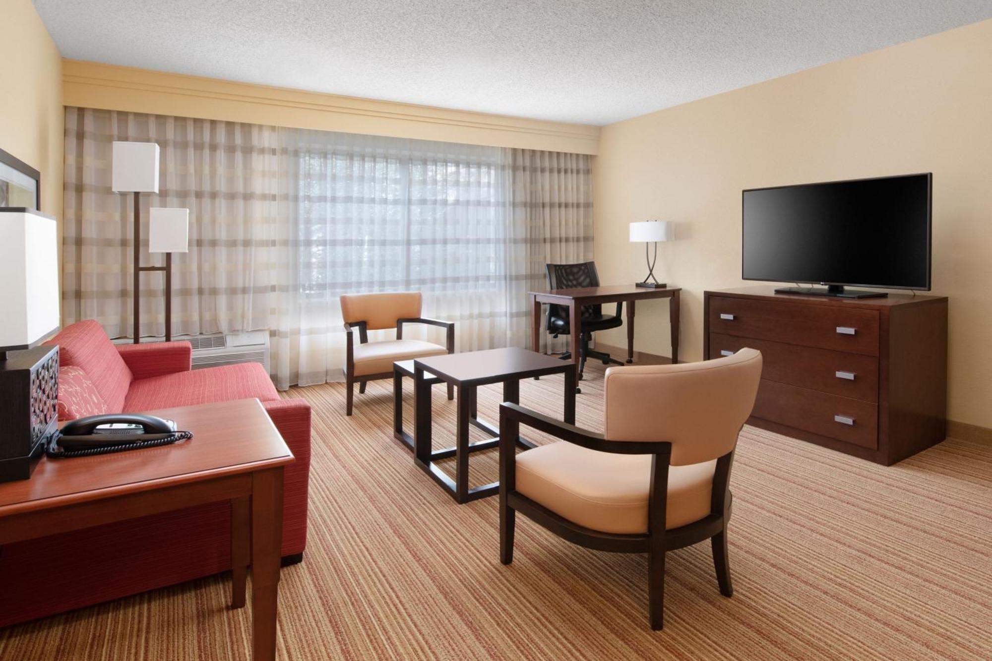 Courtyard By Marriott Dallas Plano In Legacy Park Bagian luar foto