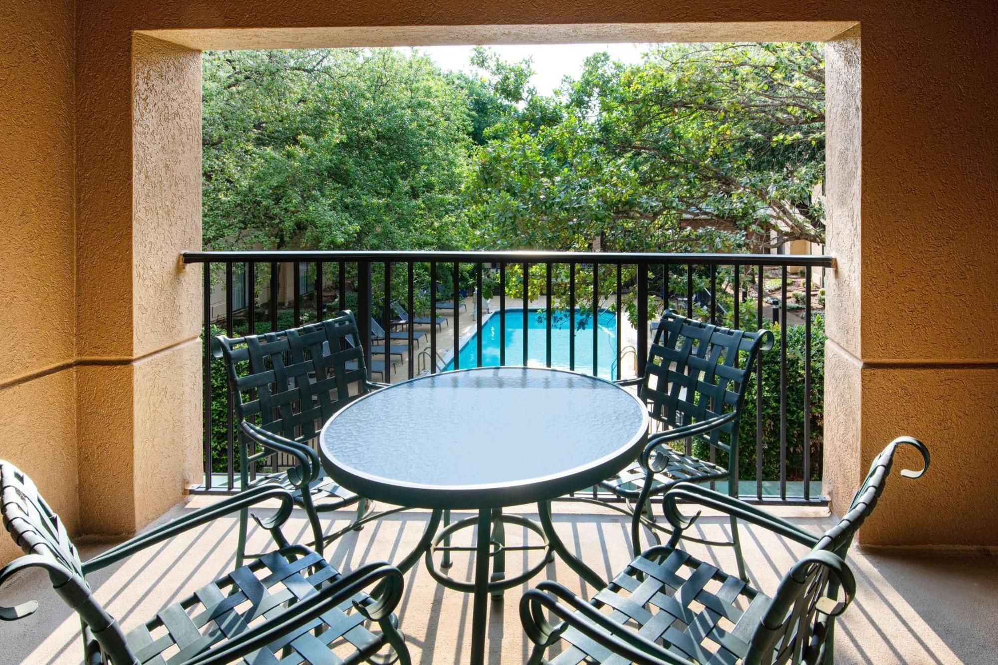 Courtyard By Marriott Dallas Plano In Legacy Park Bagian luar foto
