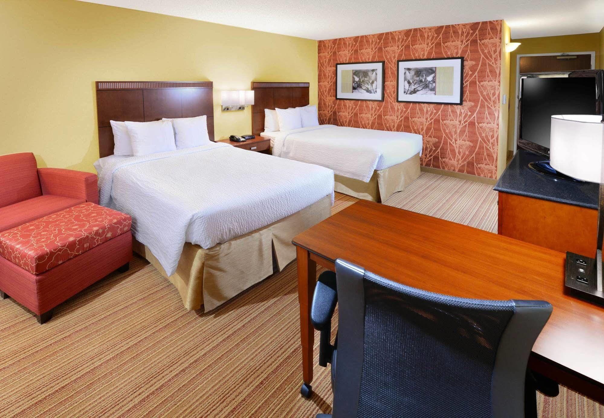 Courtyard By Marriott Dallas Plano In Legacy Park Bagian luar foto